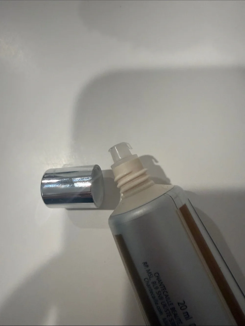Chantecaille Radiance Gel Bronzer - Cream Brown Tube no box